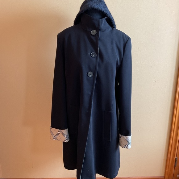 Classic Black Trench Coat with Plaid Lining size S NWOT - Picture 7 of 11